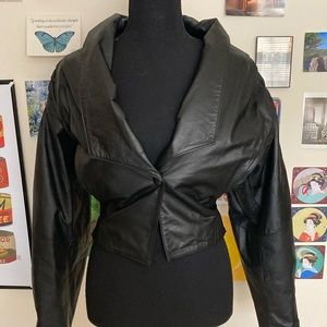 LAST CHANGE: 1980s Korean cropped leather jacket